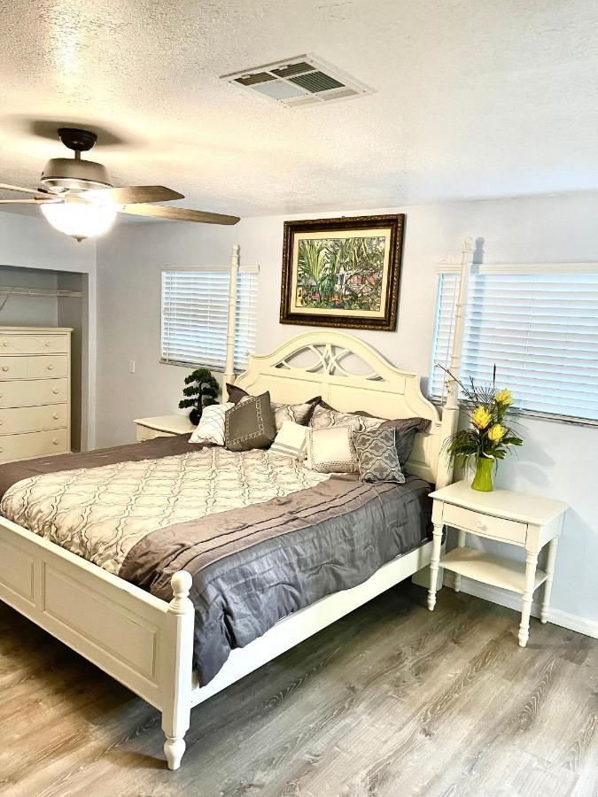 A Cozy Space Coast Retreat Titusville Buitenkant foto