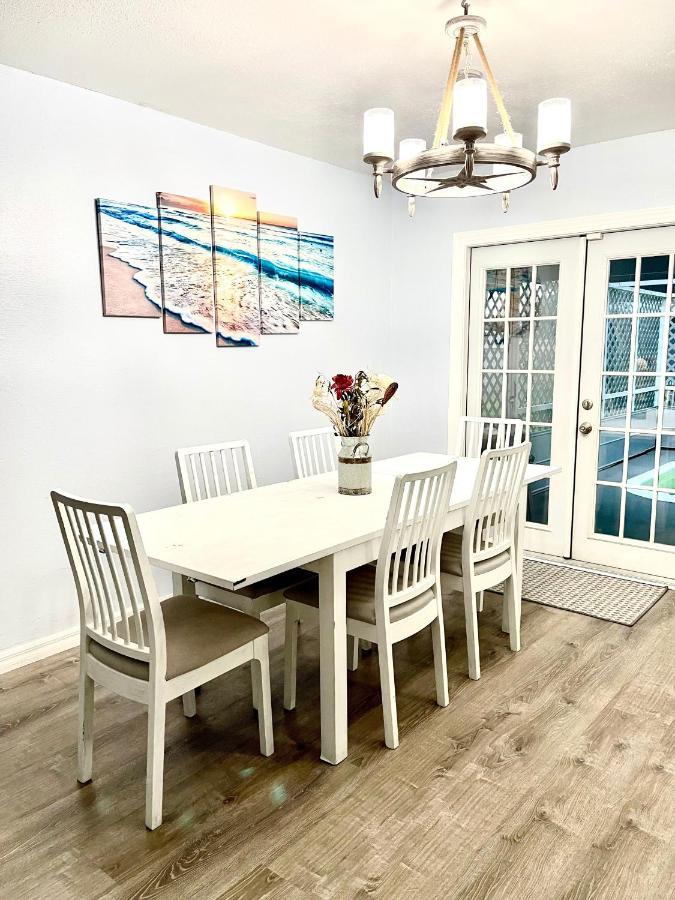 A Cozy Space Coast Retreat Titusville Buitenkant foto